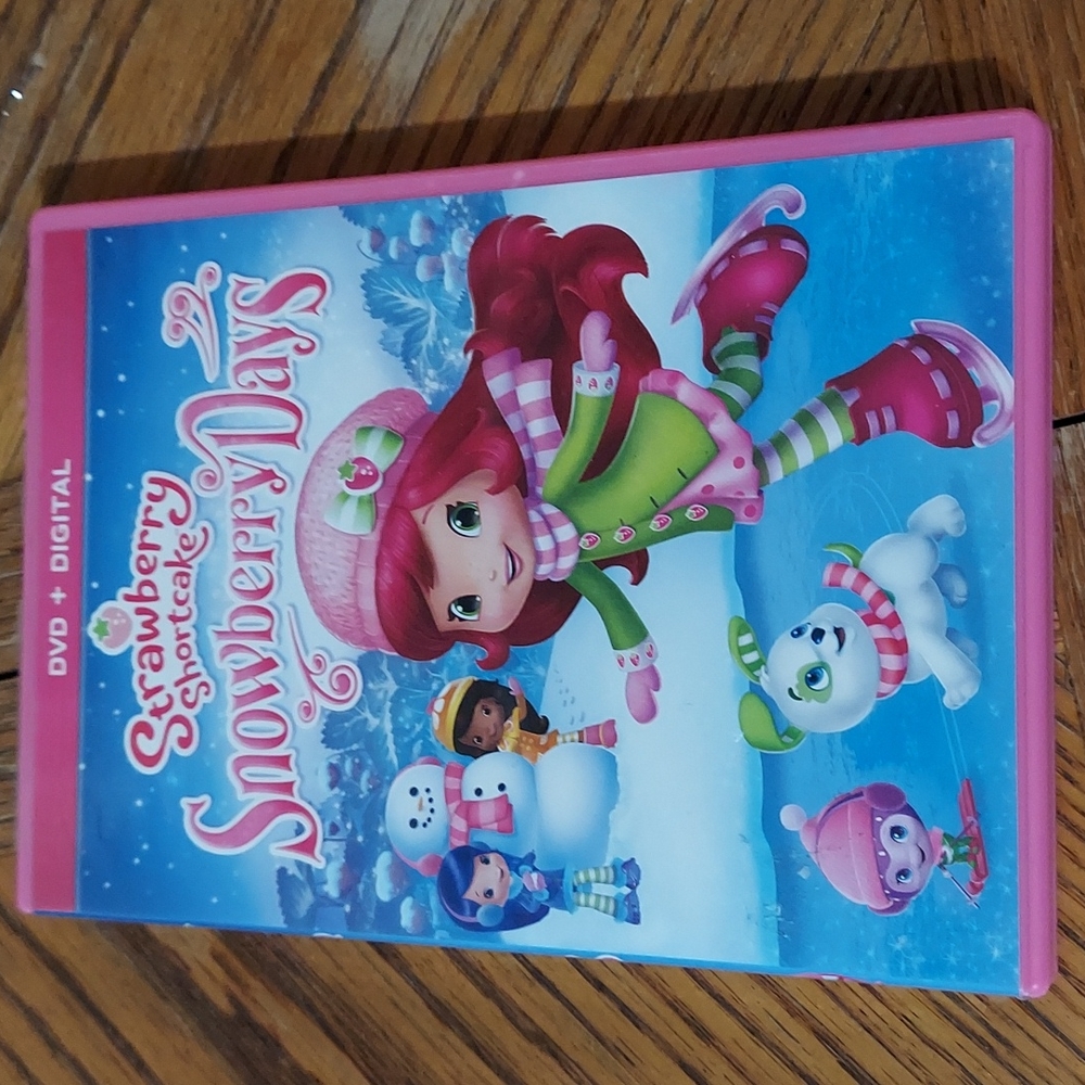 Strawberry Shortcake Snowberry Days DVD